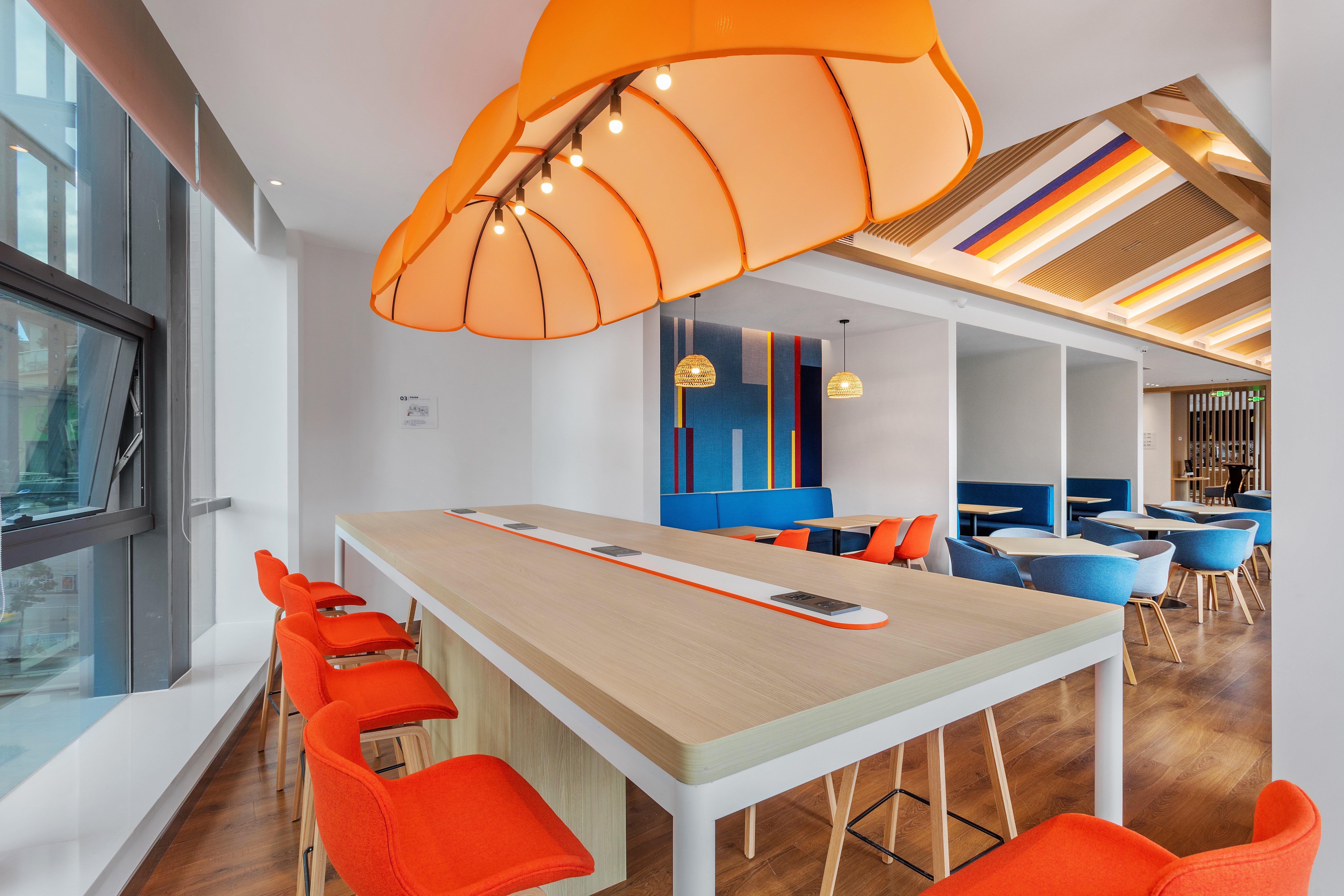 Holiday Inn Express Dali Xiaguan By Ihg Exterior foto